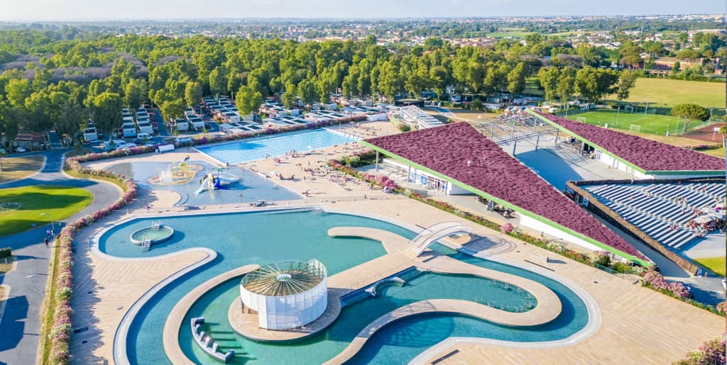 Park wodny w pobliżu