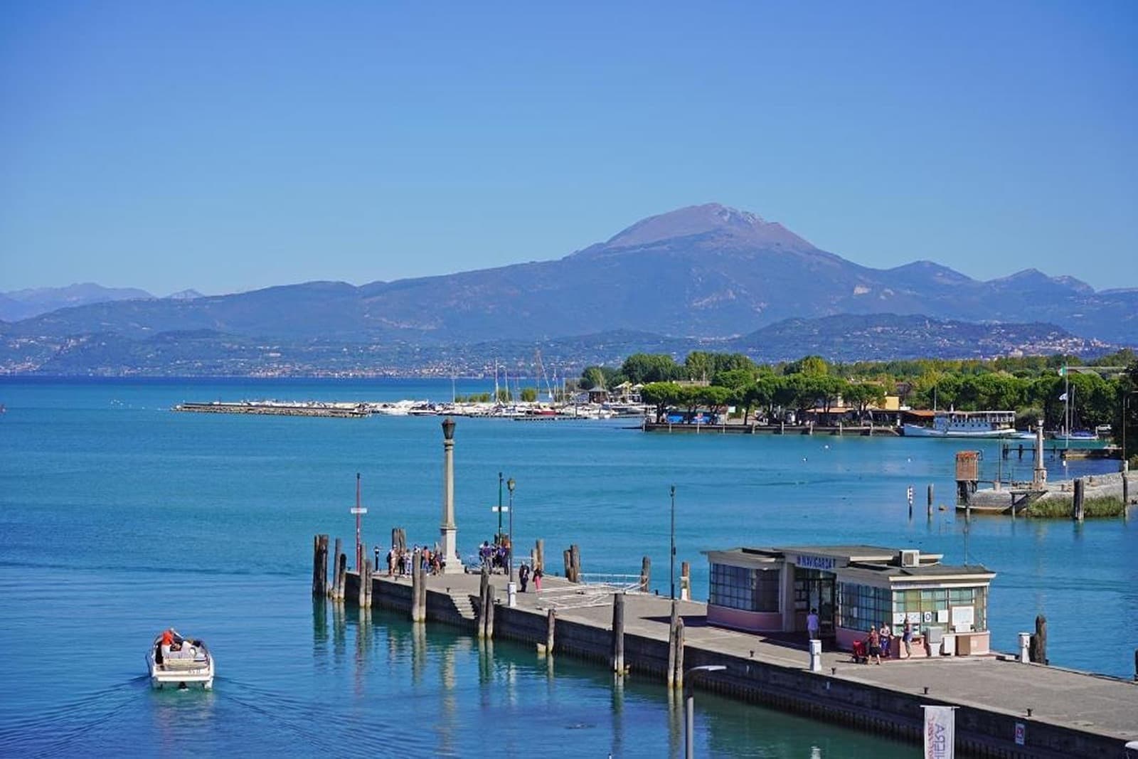 Fiume o lago più vicino