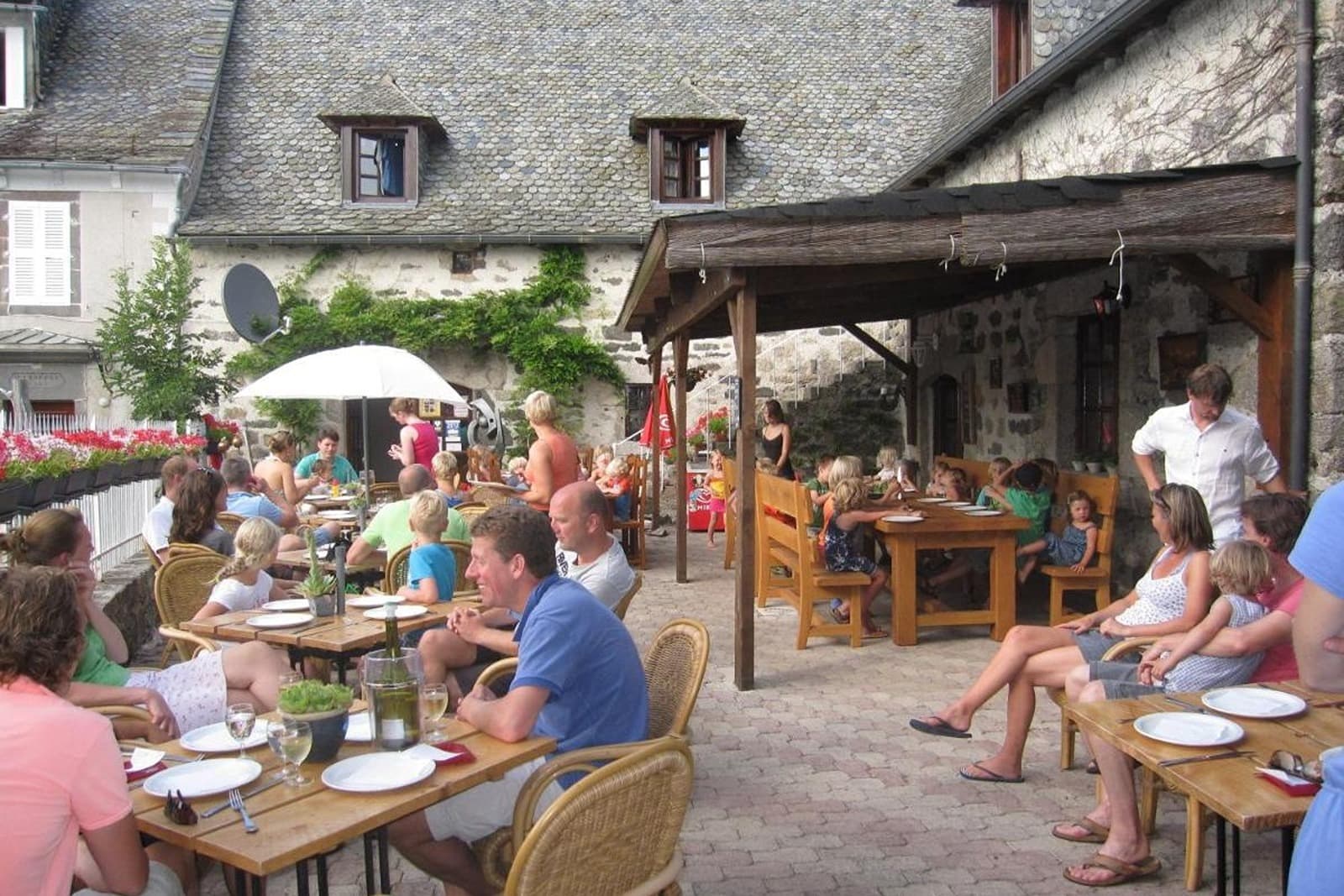 Food & Beverage Options