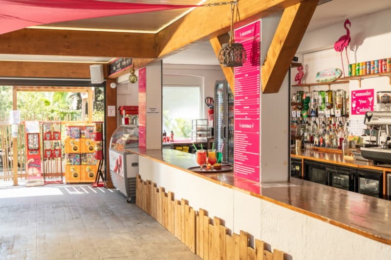 Essen und Getränke