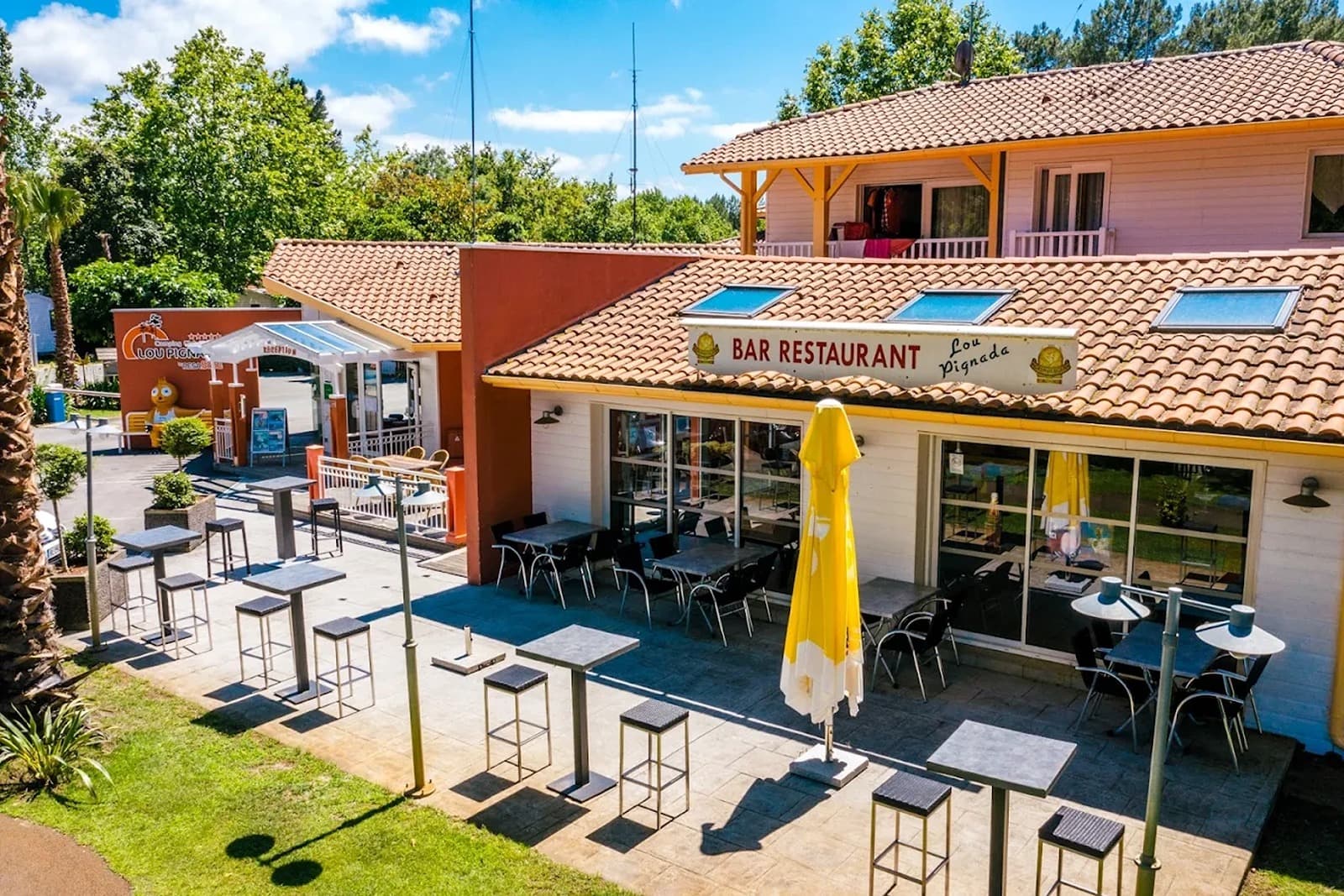 Food & Beverage Options