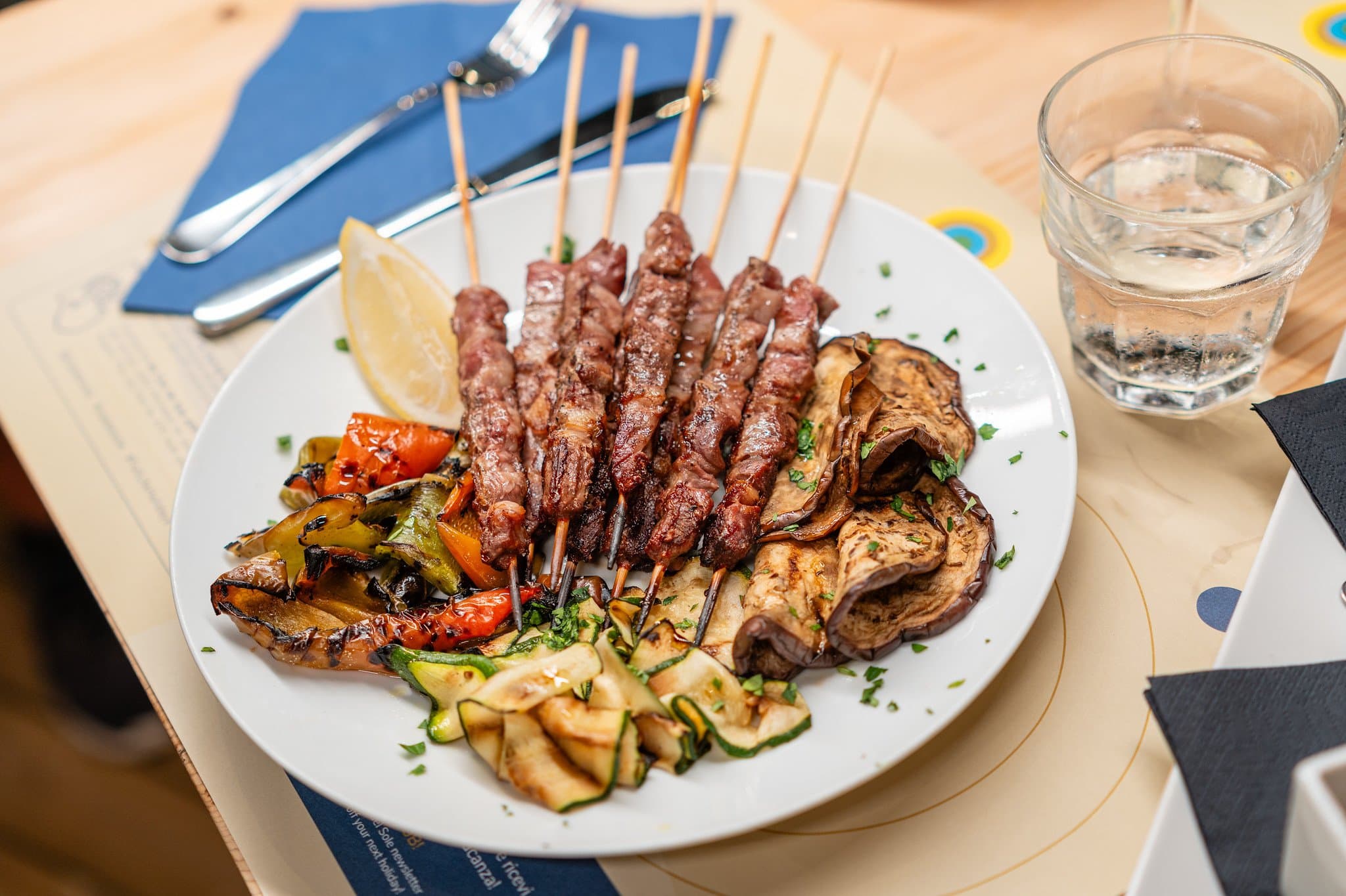 Essen und Getränke