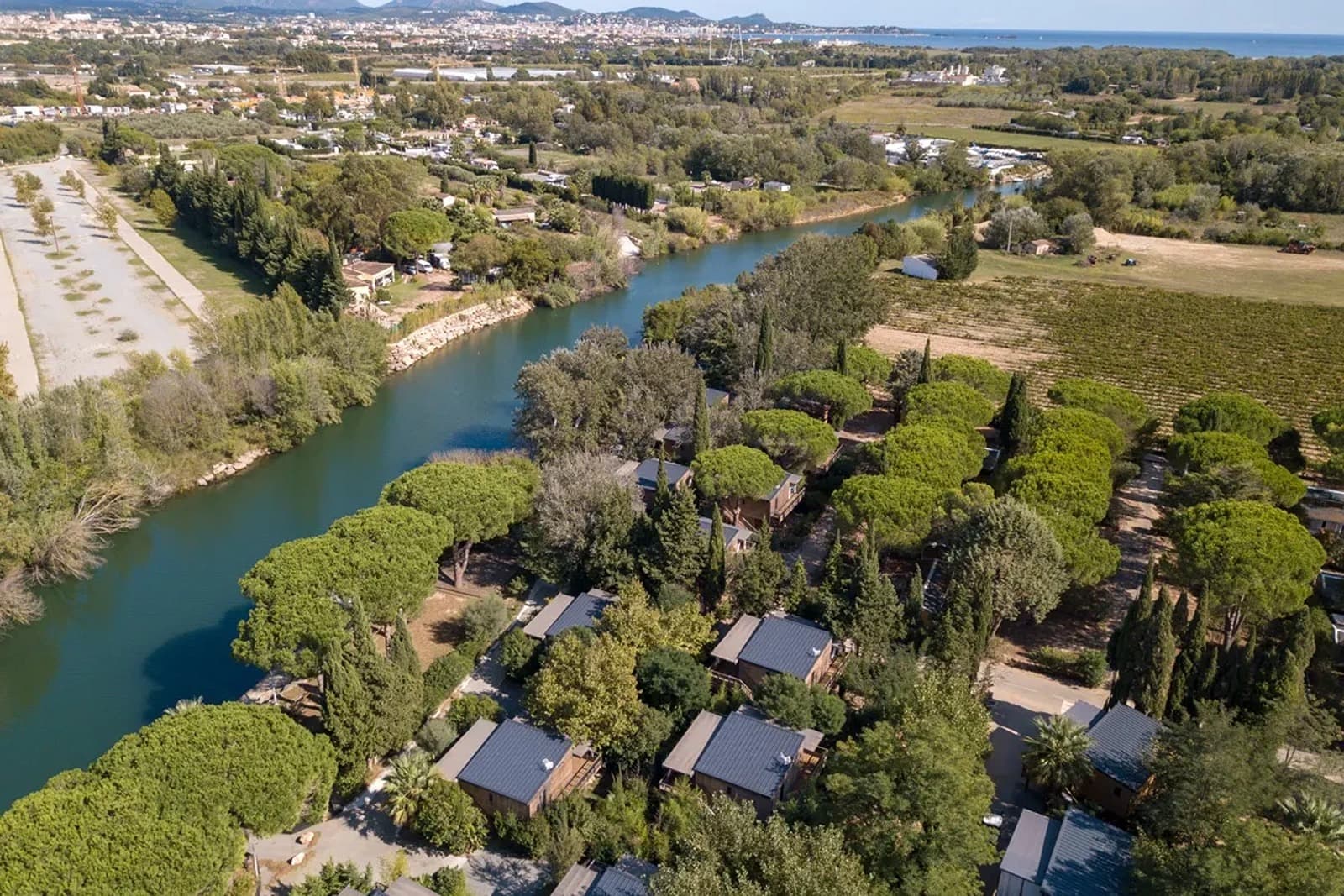 Nächster Fluss oder See
