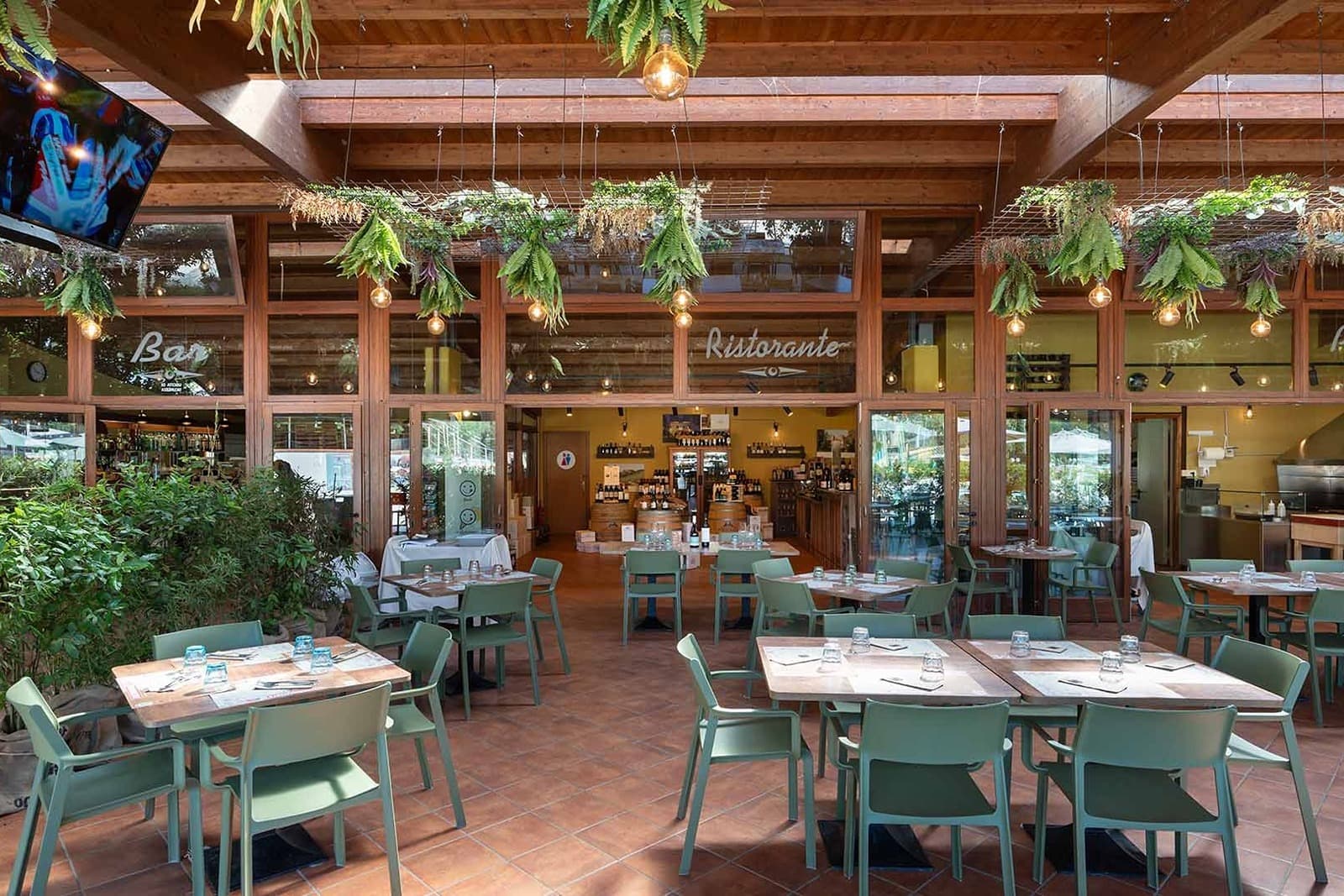 Food & Beverage Options