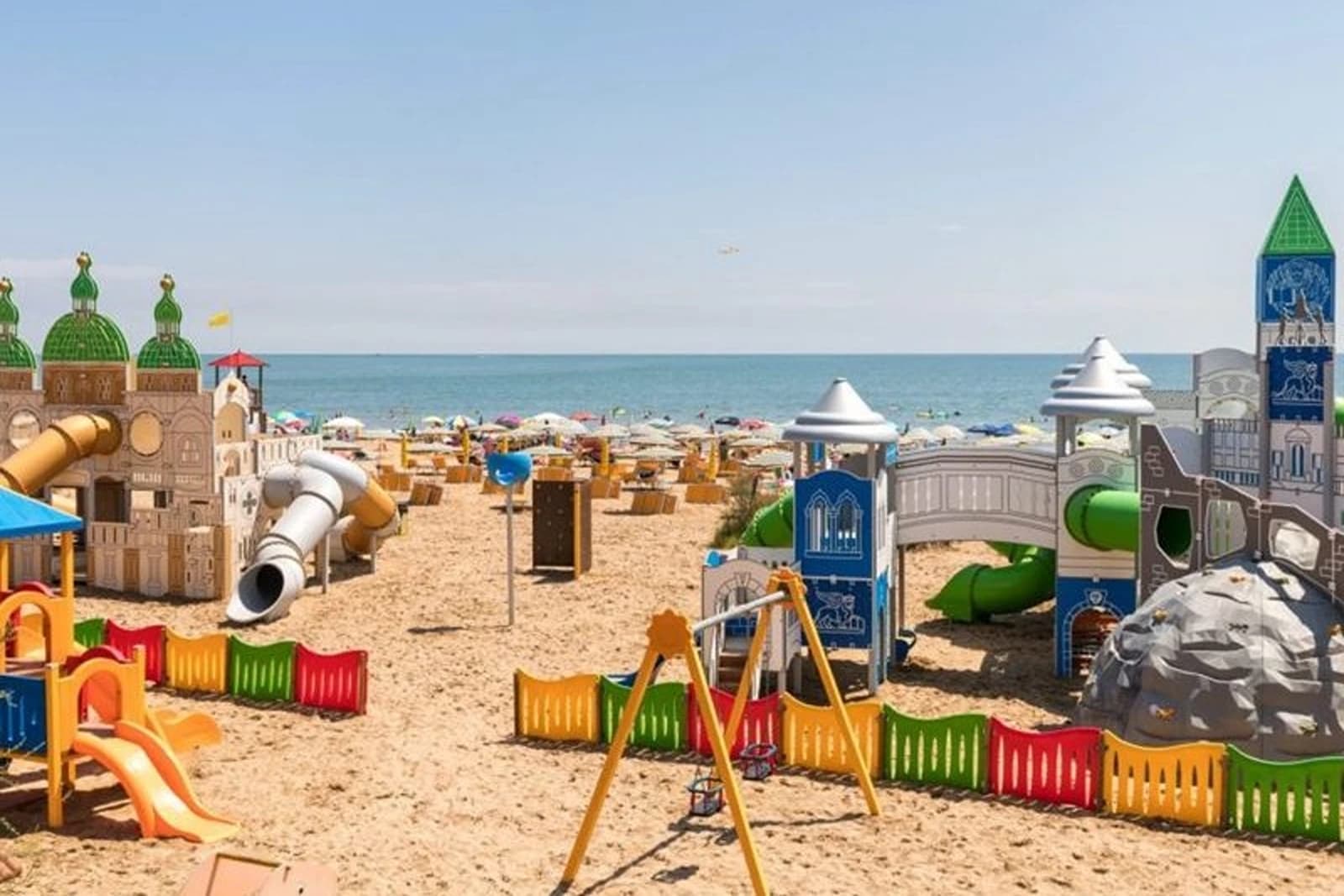 Beach & Sea